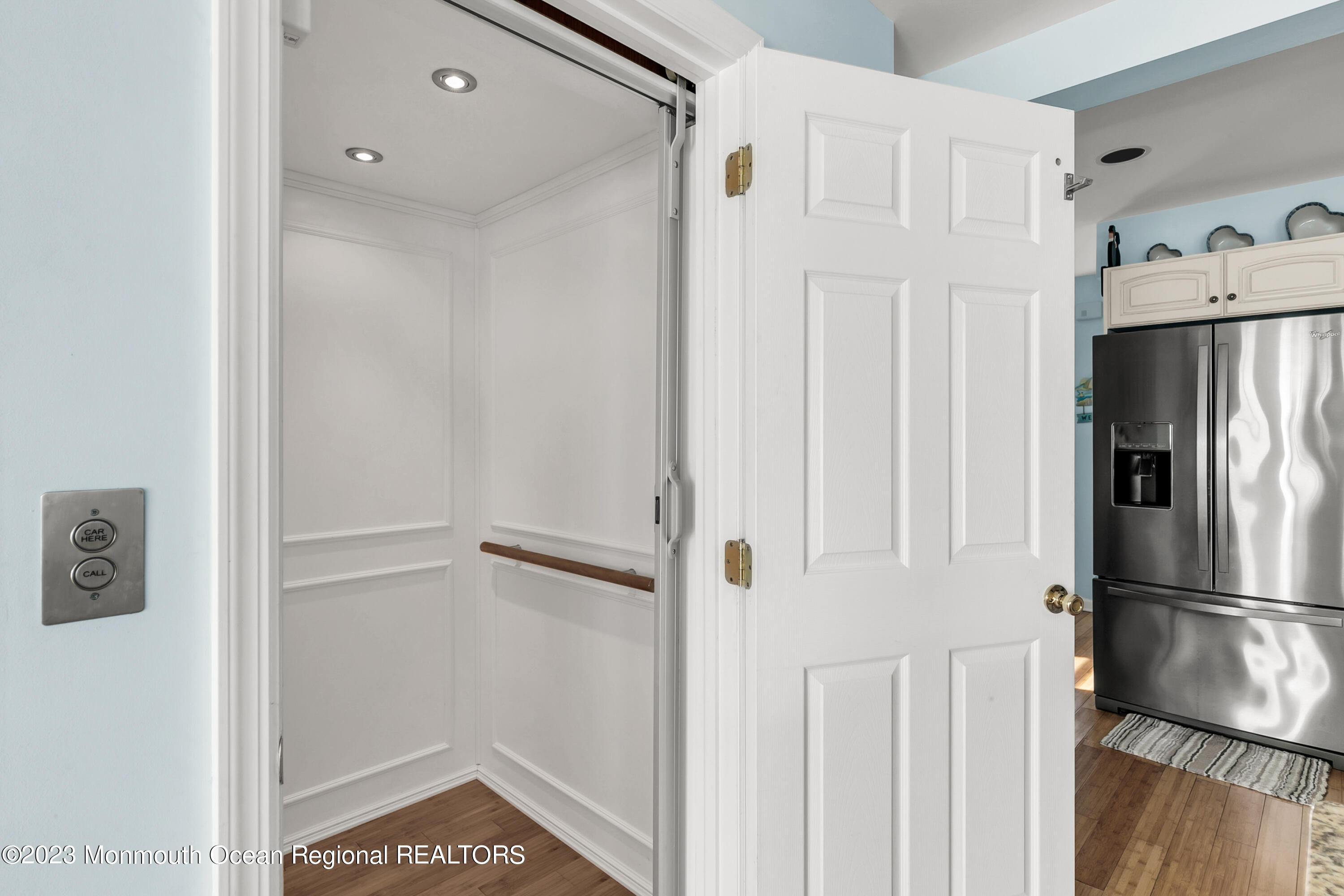 24 Harborside Drive E