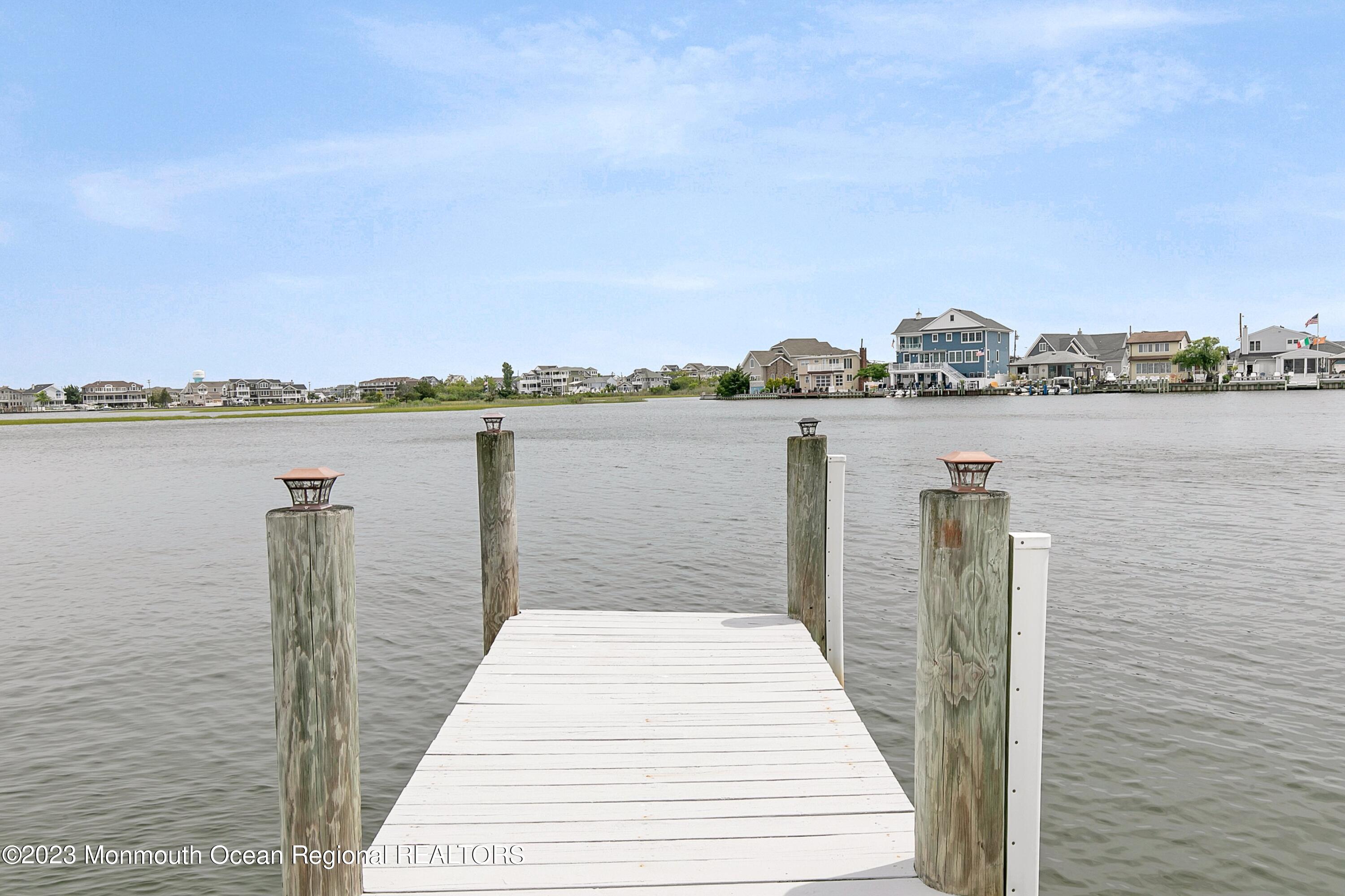 24 Harborside Drive E