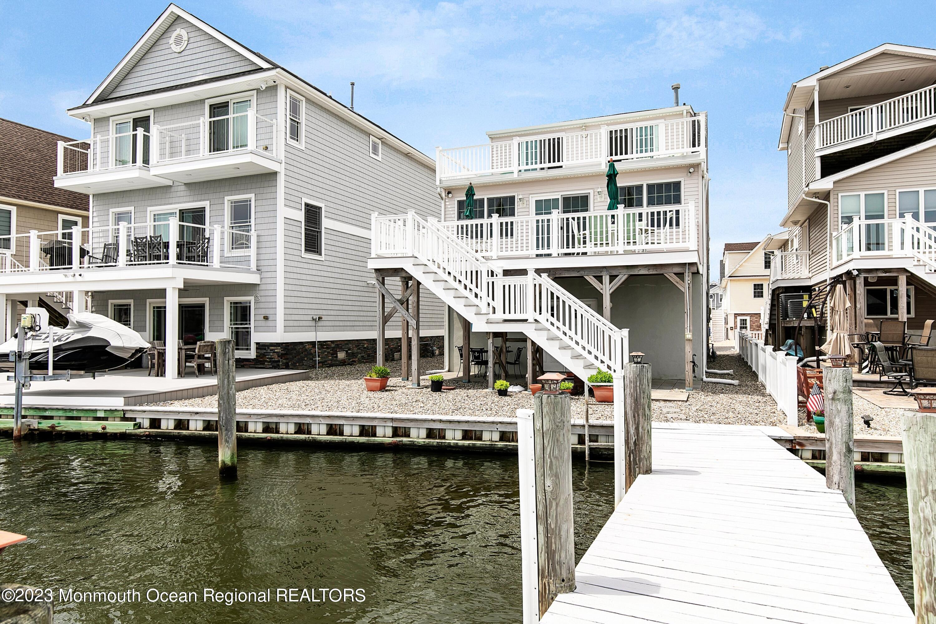 24 Harborside Drive E