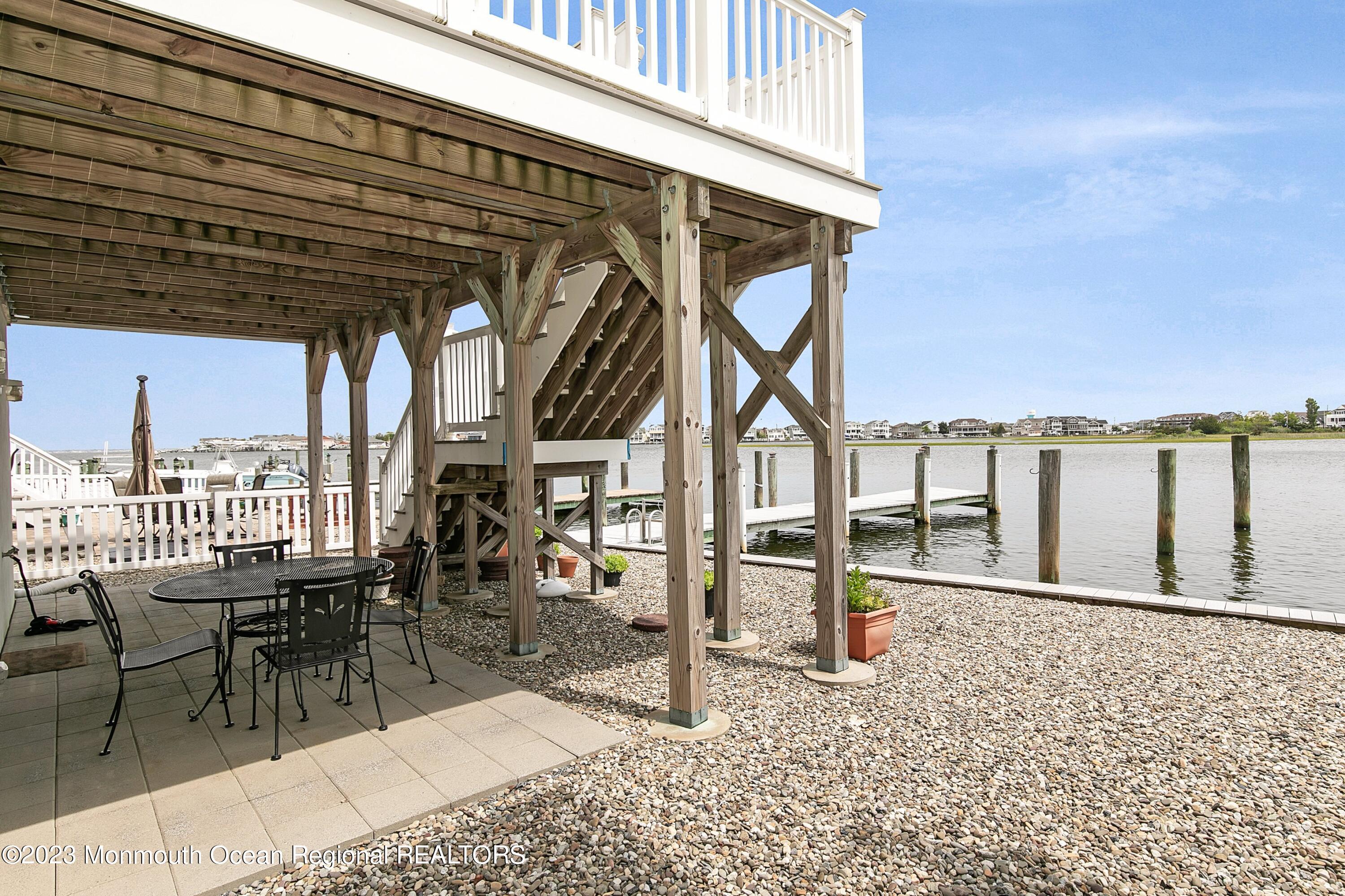 24 Harborside Drive E