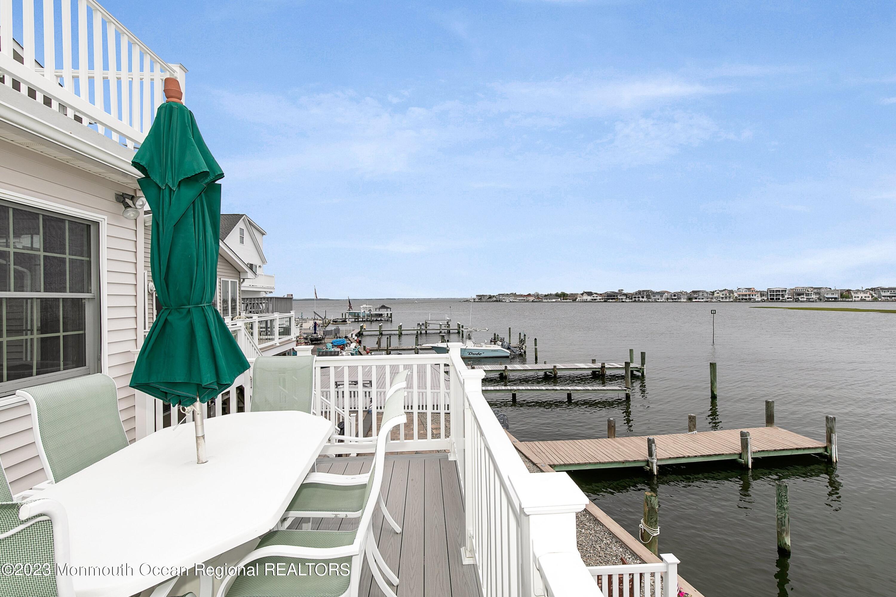 24 Harborside Drive E