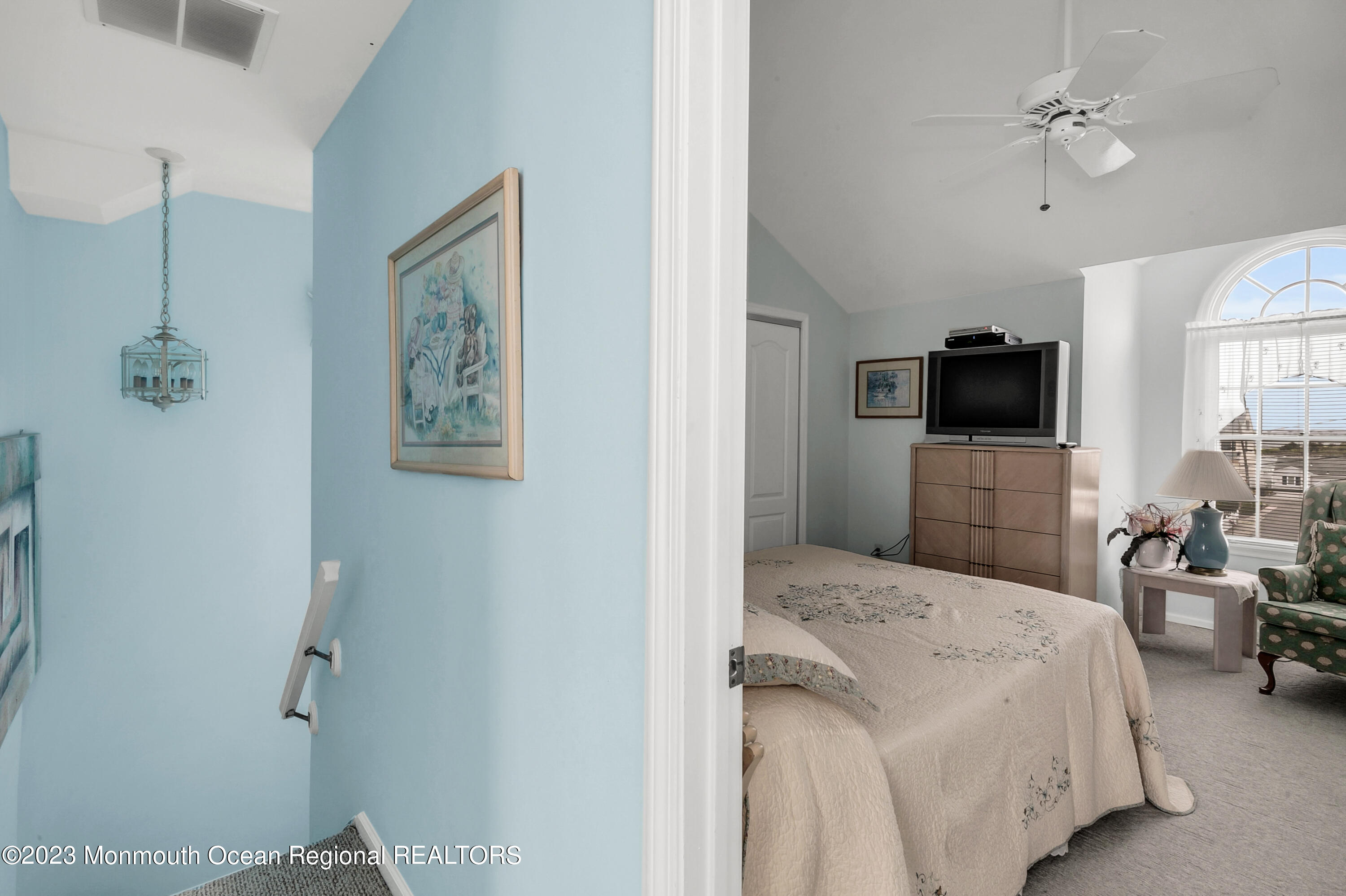 24 Harborside Drive E