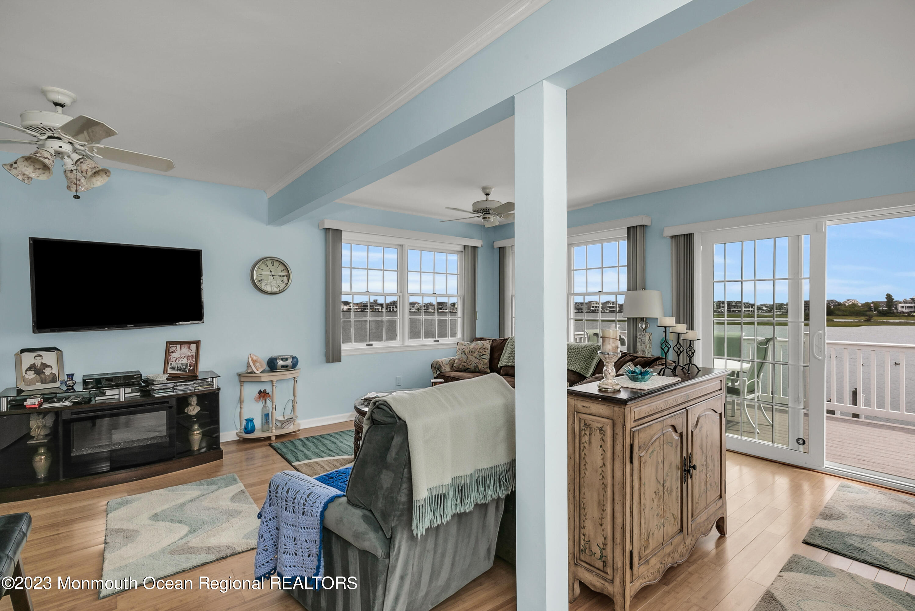 24 Harborside Drive E