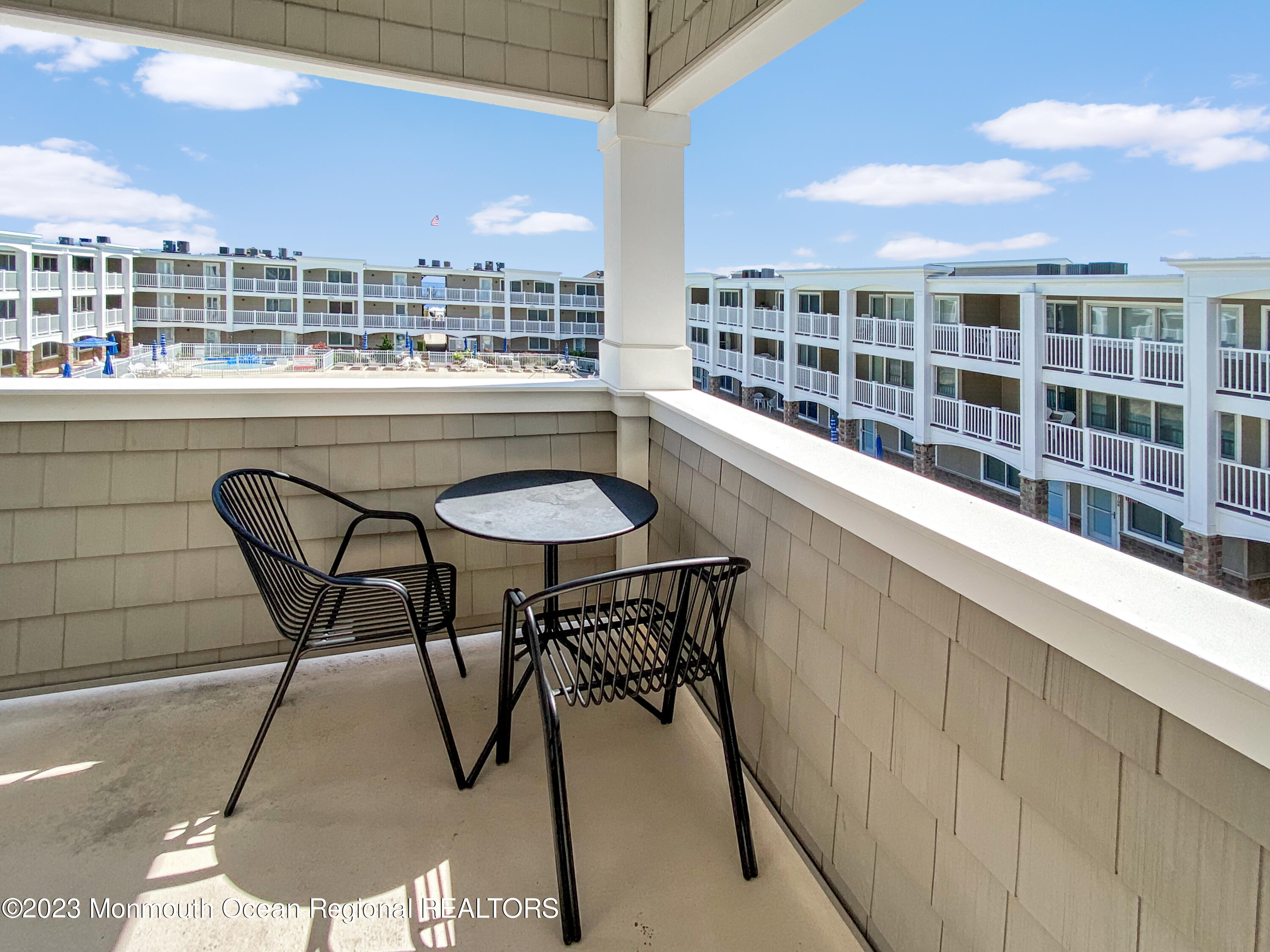 438 N Highway 35, 5309