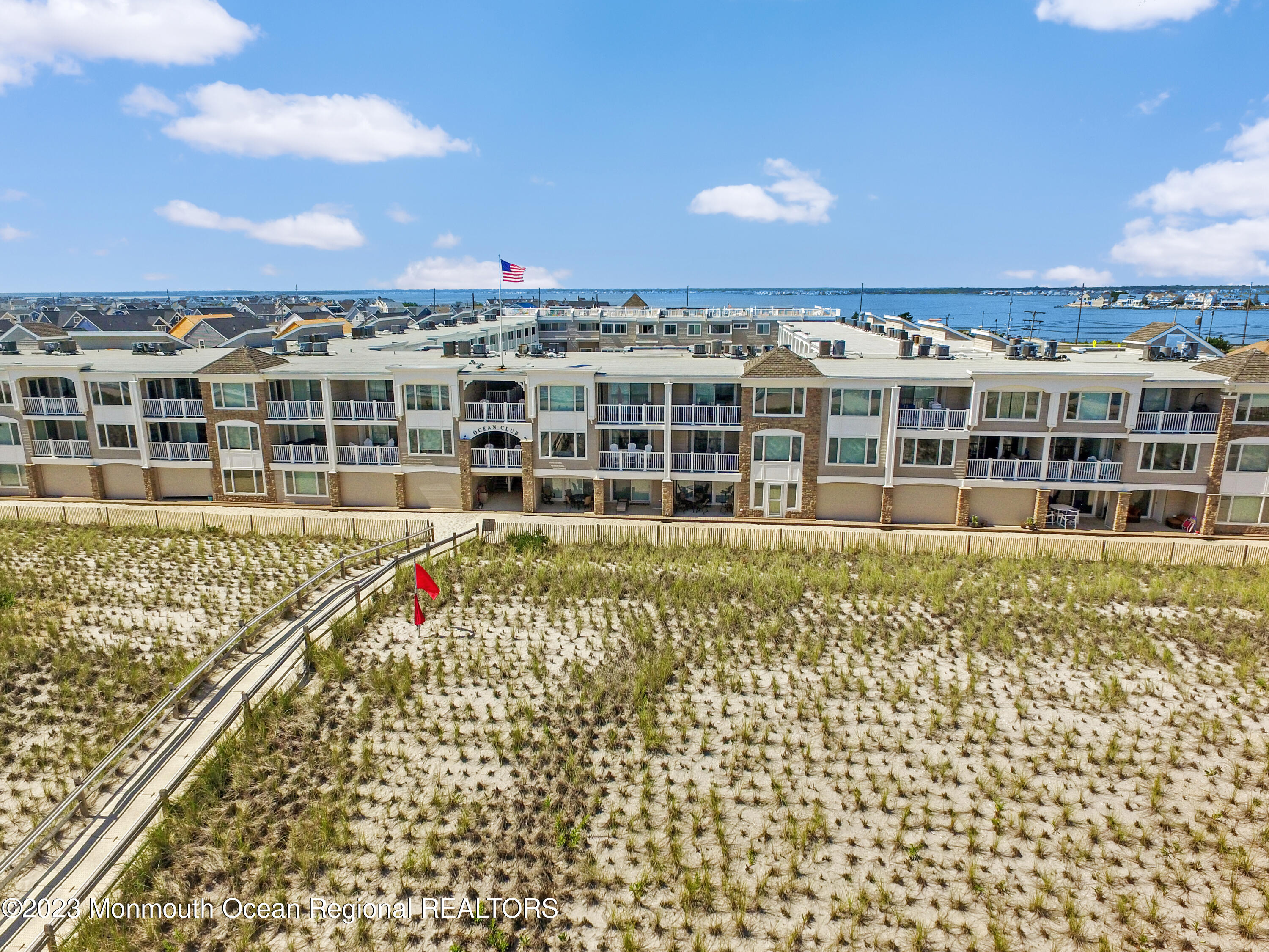 438 N Highway 35, 5309