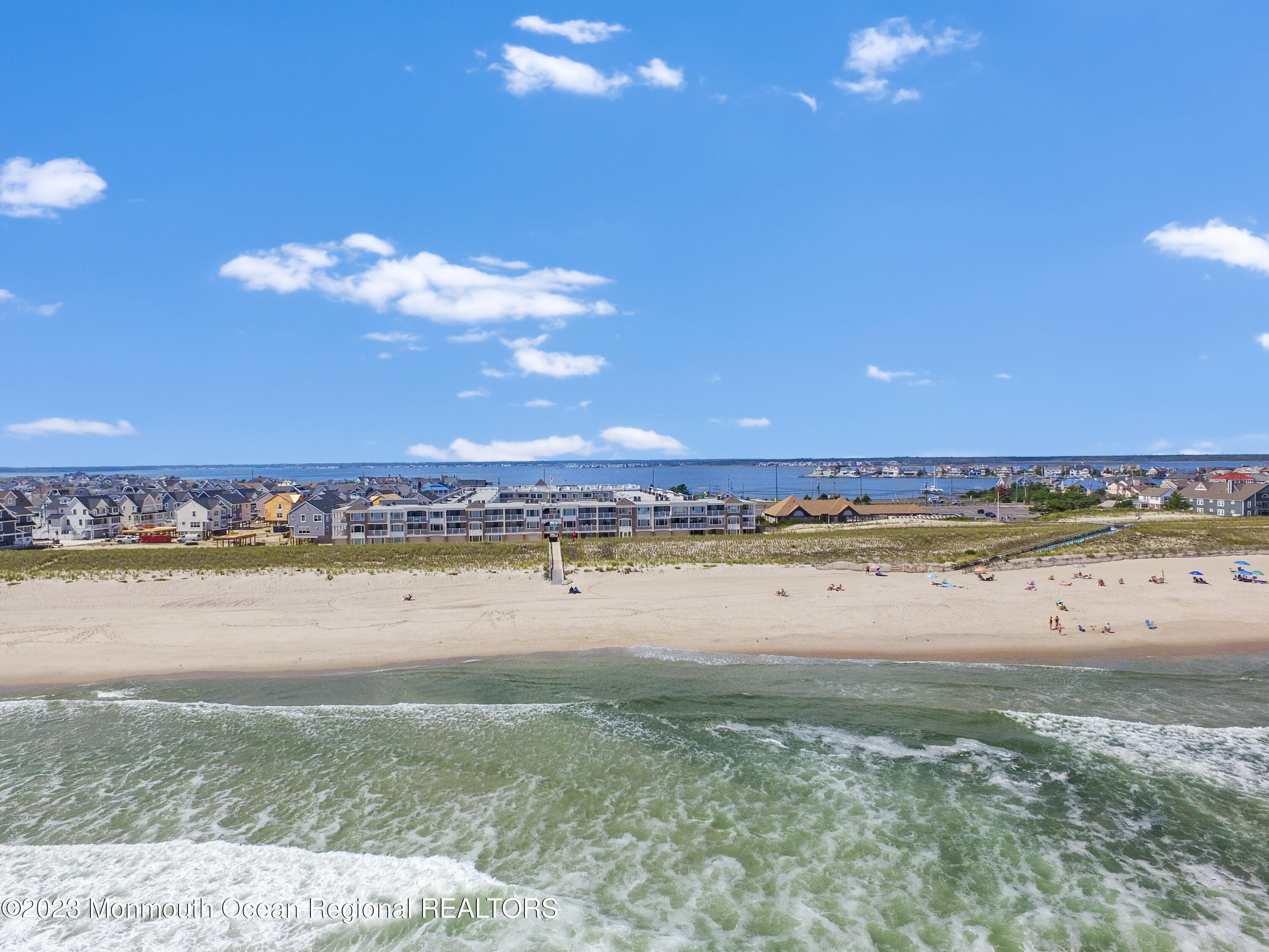 438 N Highway 35, 5309