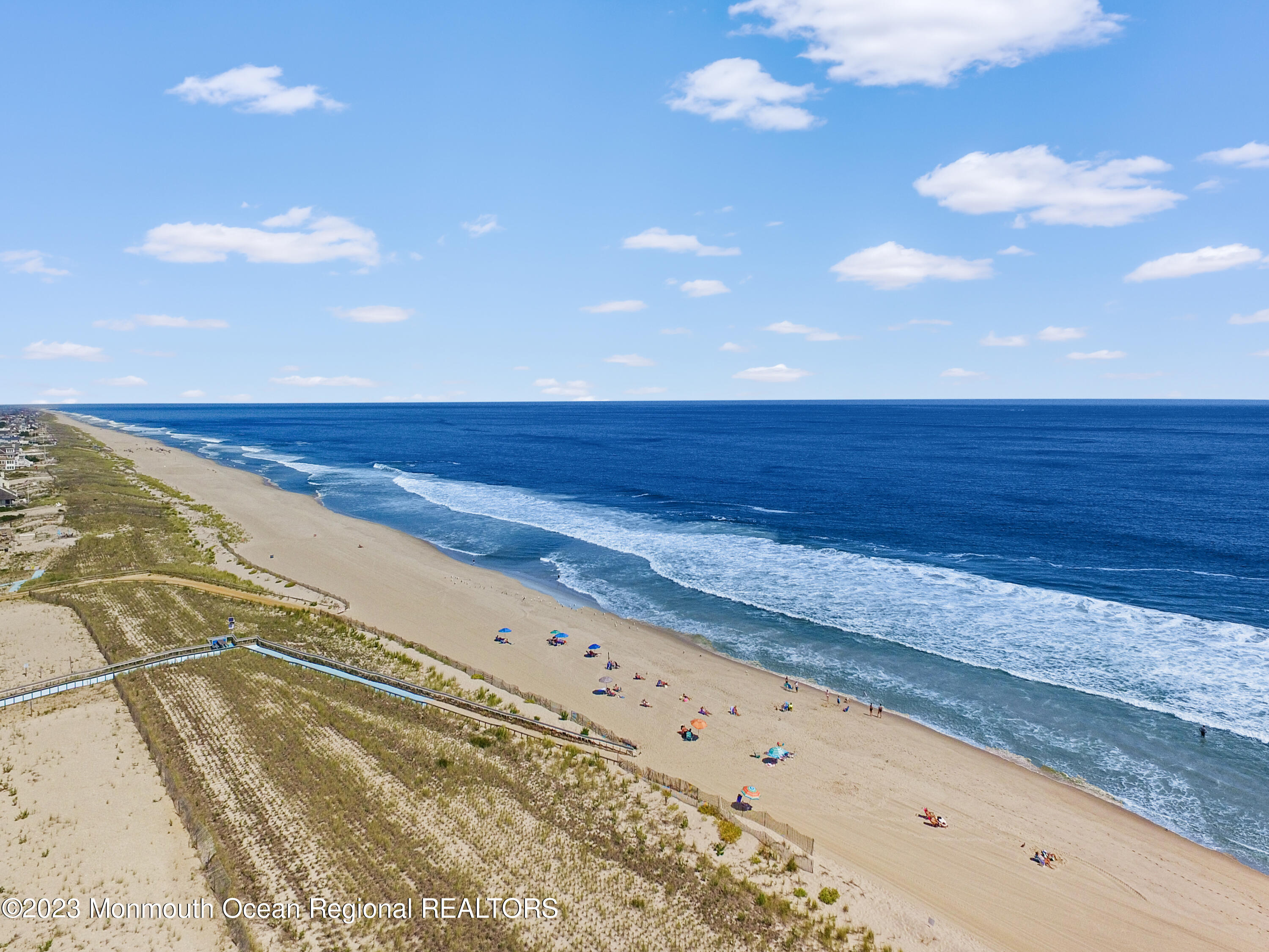 438 N Highway 35, 5309