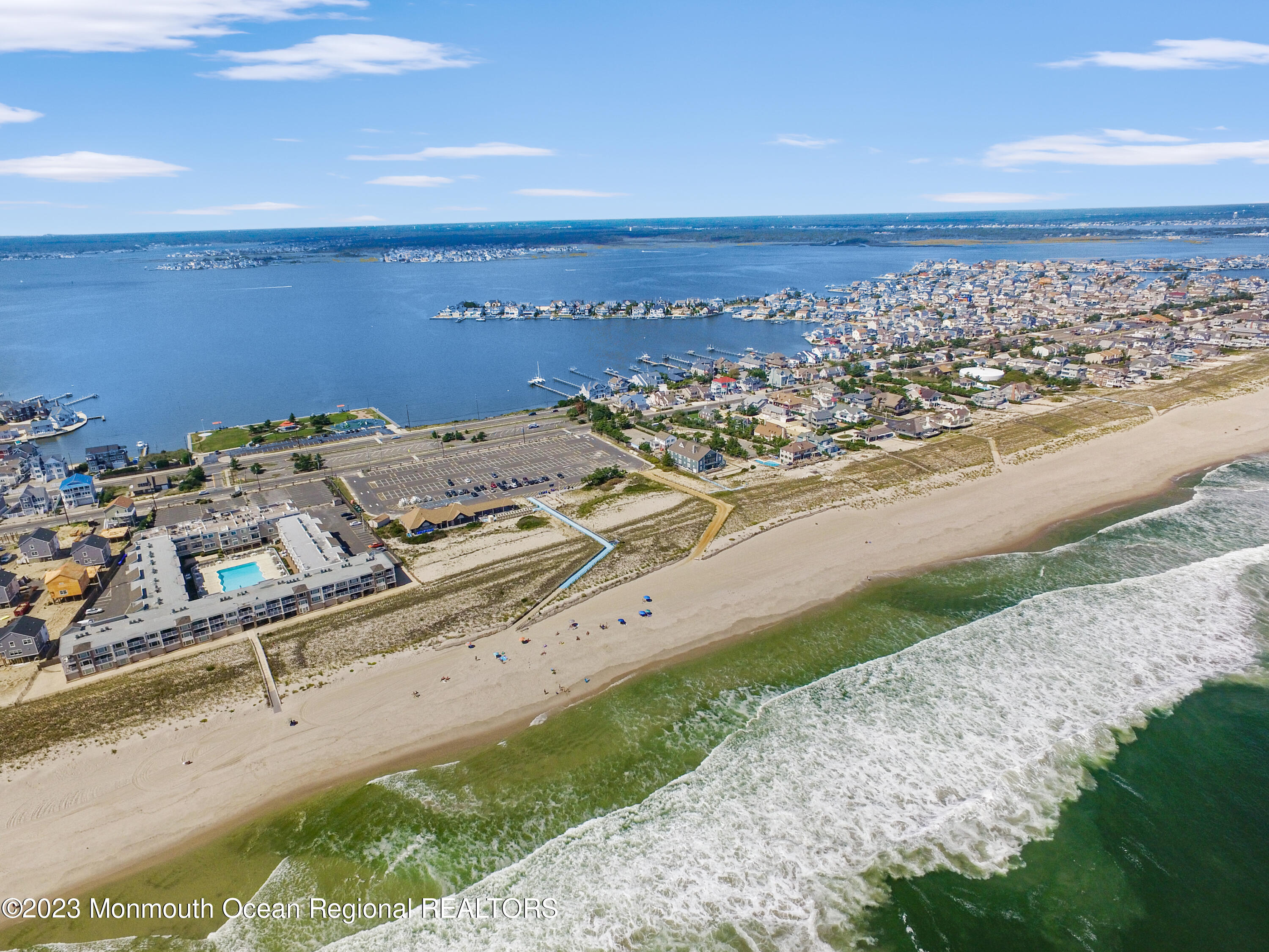 438 N Highway 35, 5309