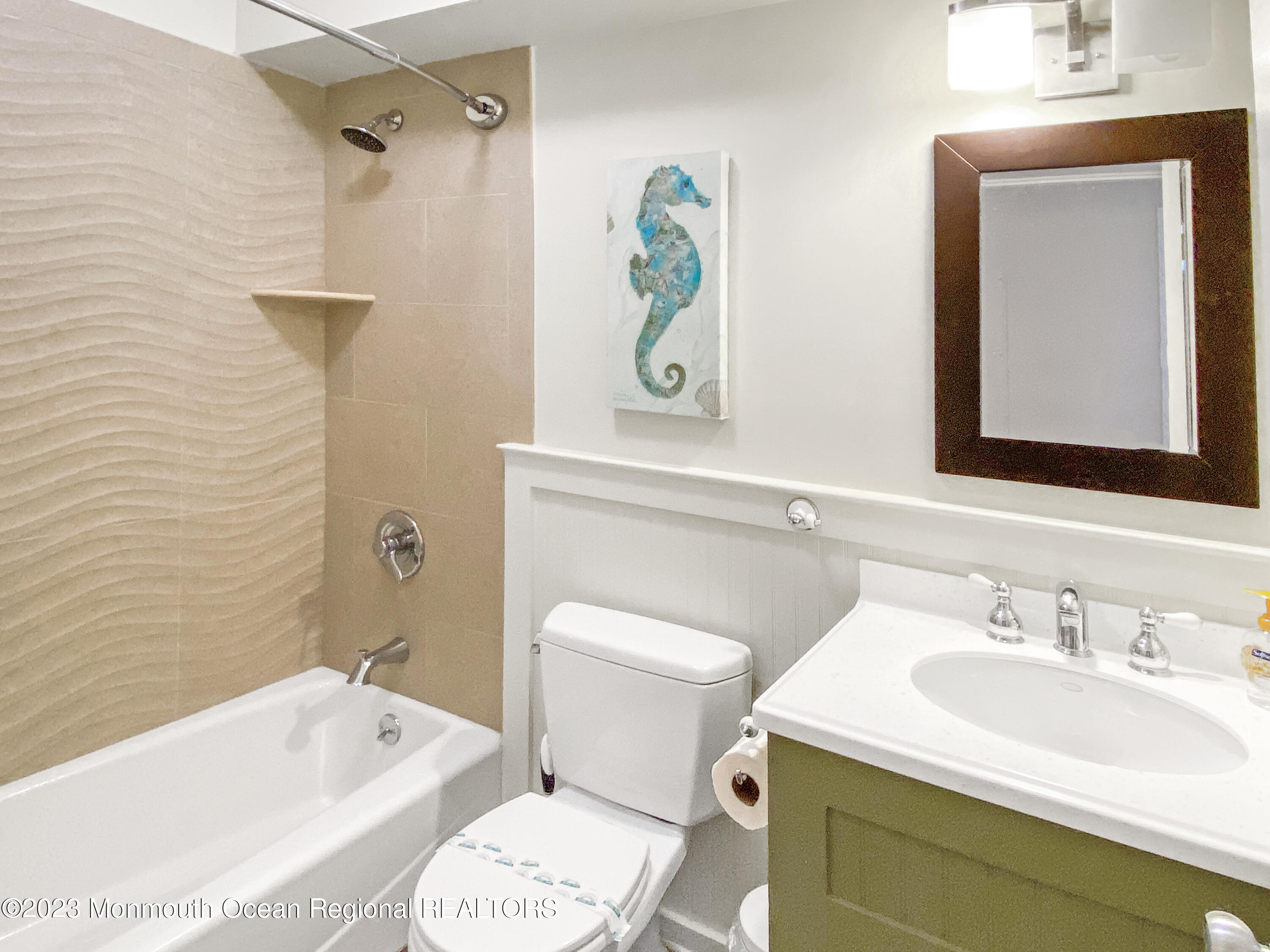 438 N Highway 35, 5309