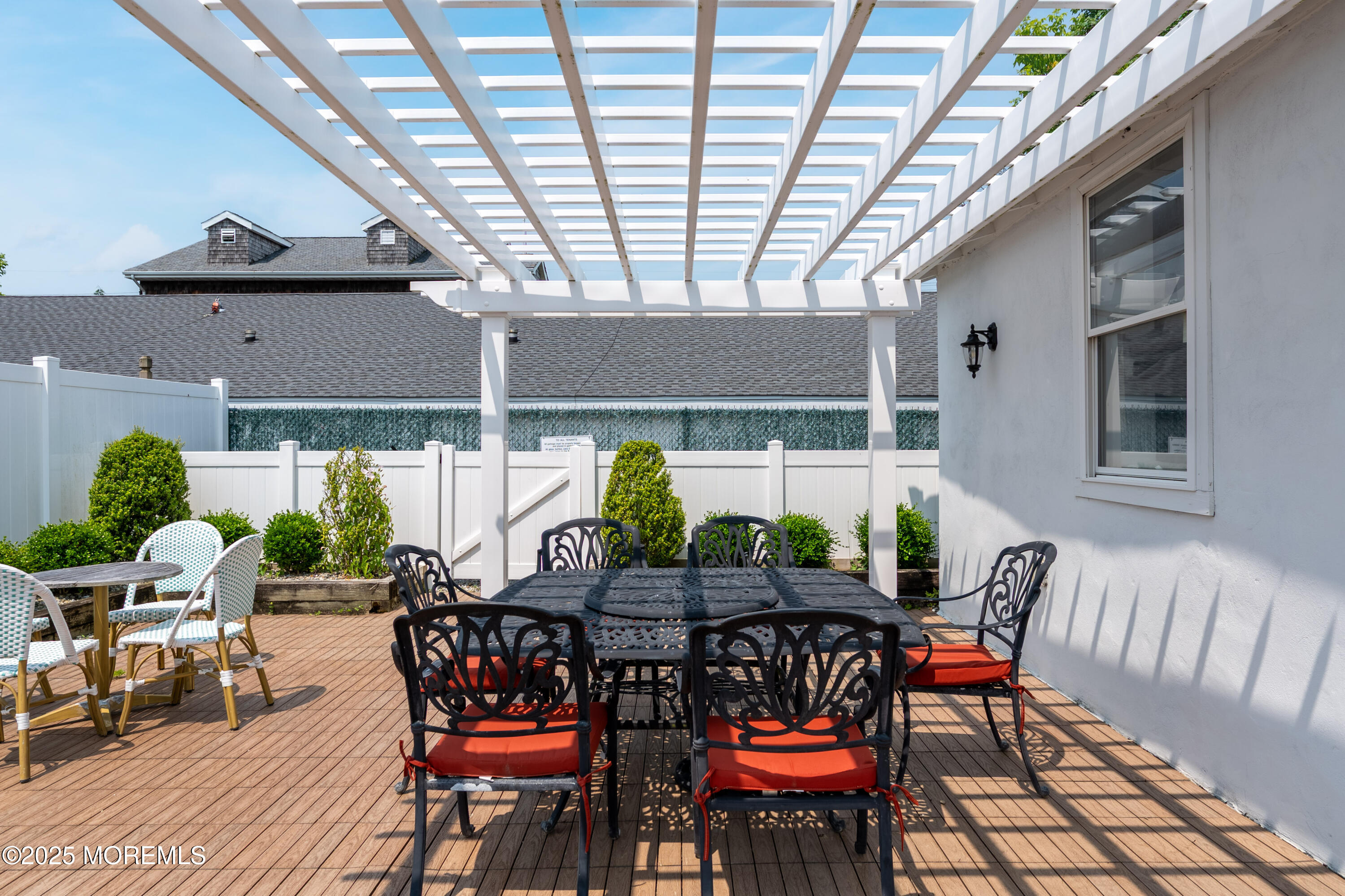 512 Main Avenue, #4 SUMMER Unit: #4  SUMMER