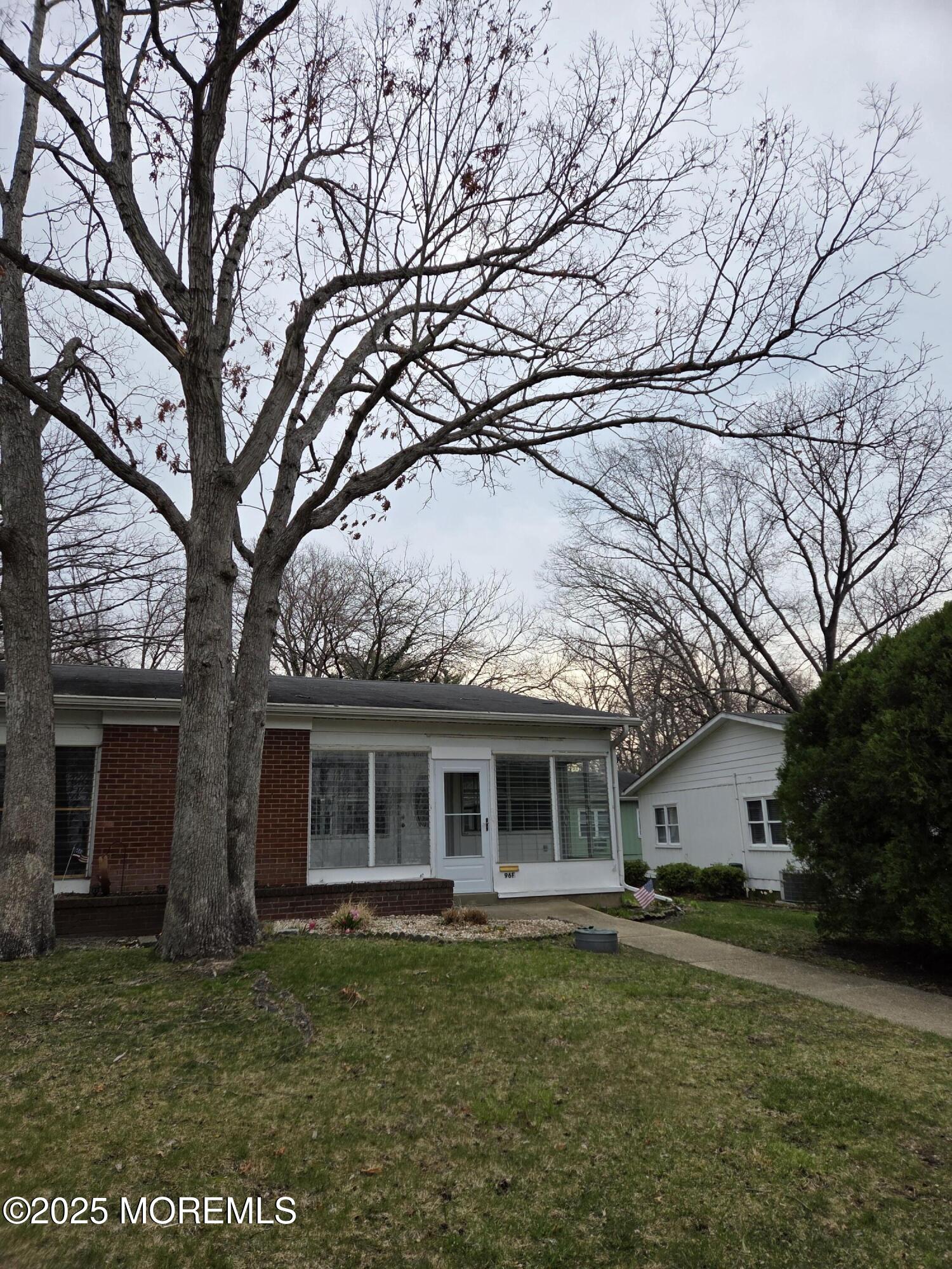 96 Edinburgh Lane, F