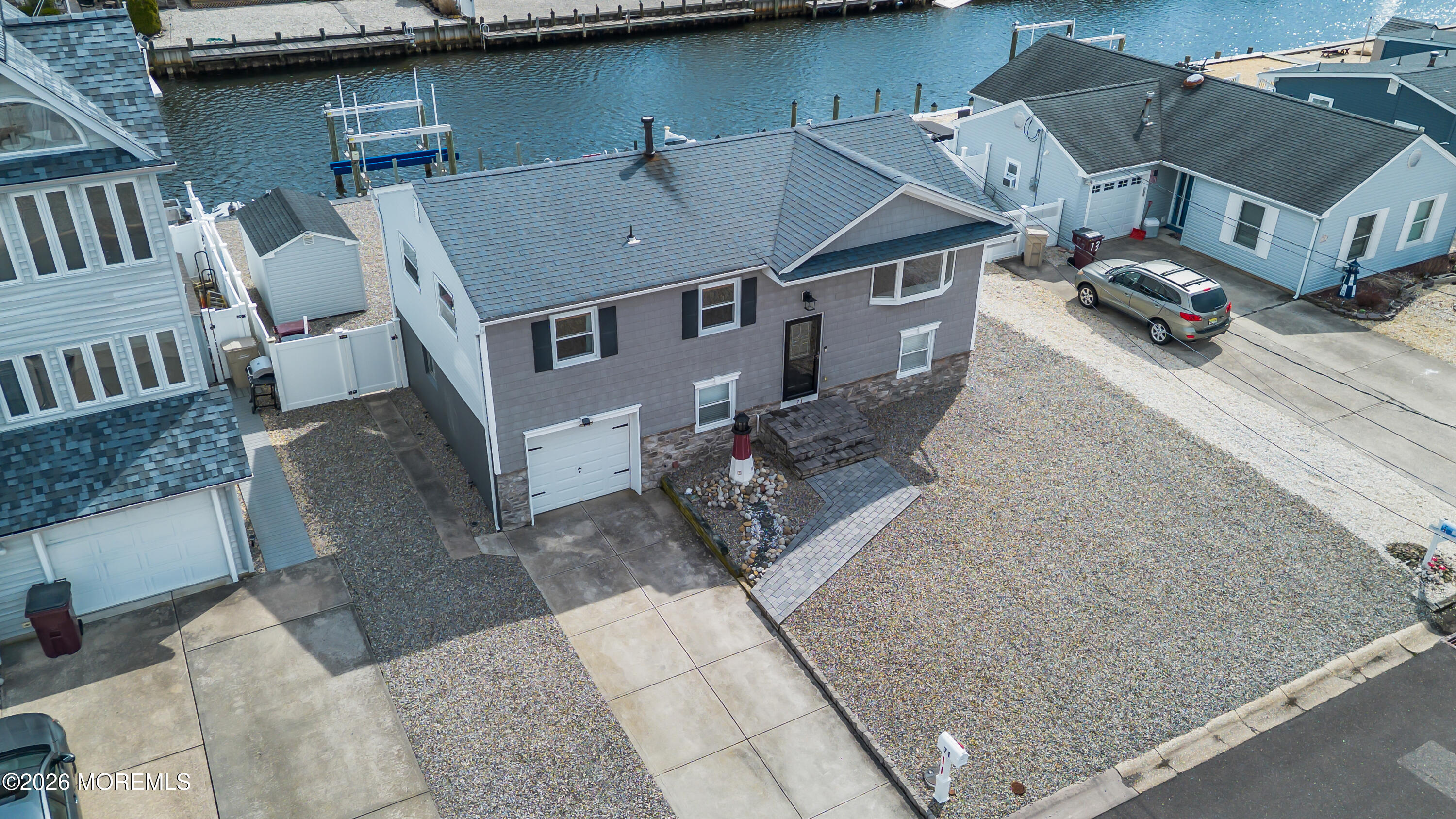 71 Ronald Avenue S