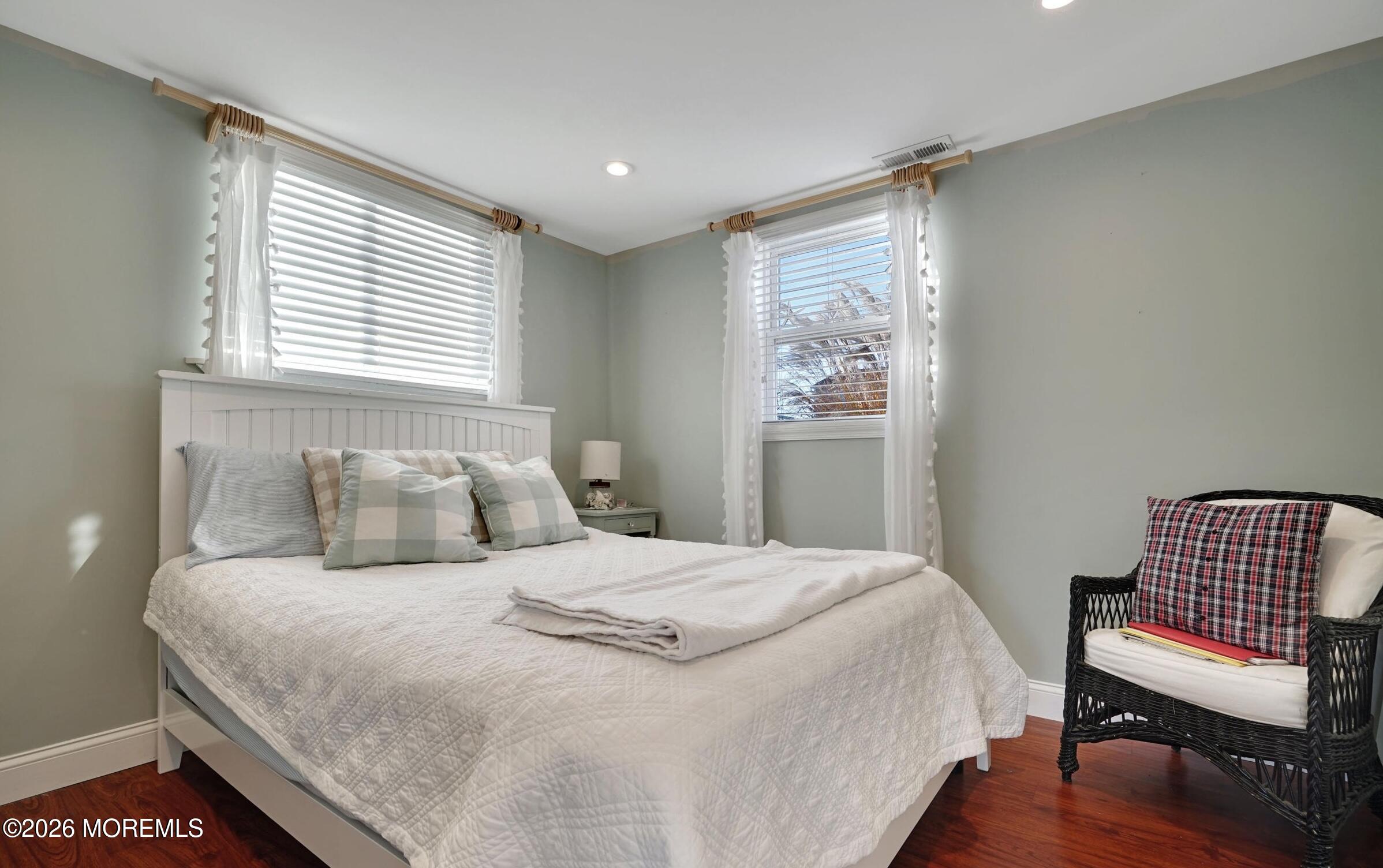 71 Ronald Avenue S