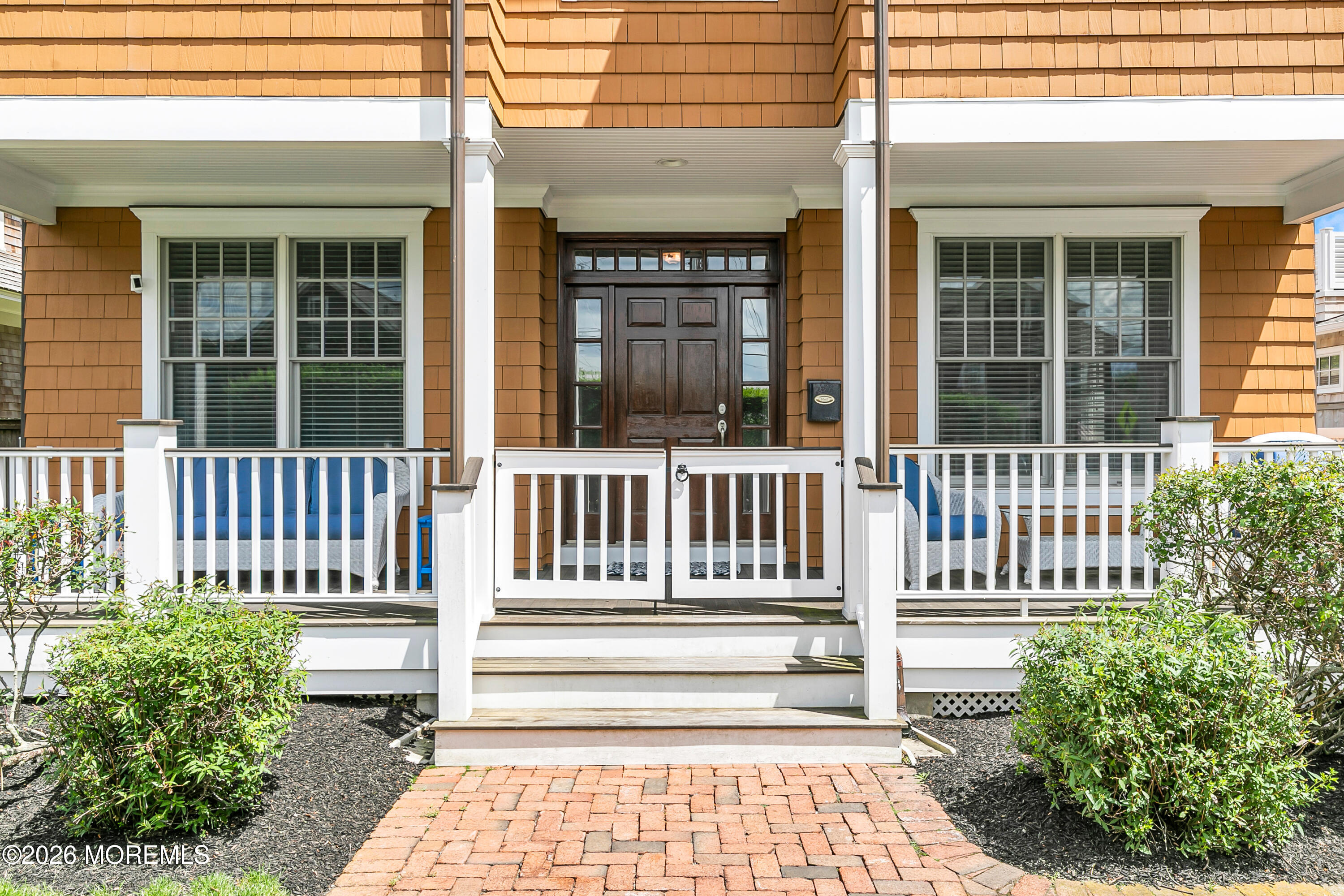 571 Main Avenue