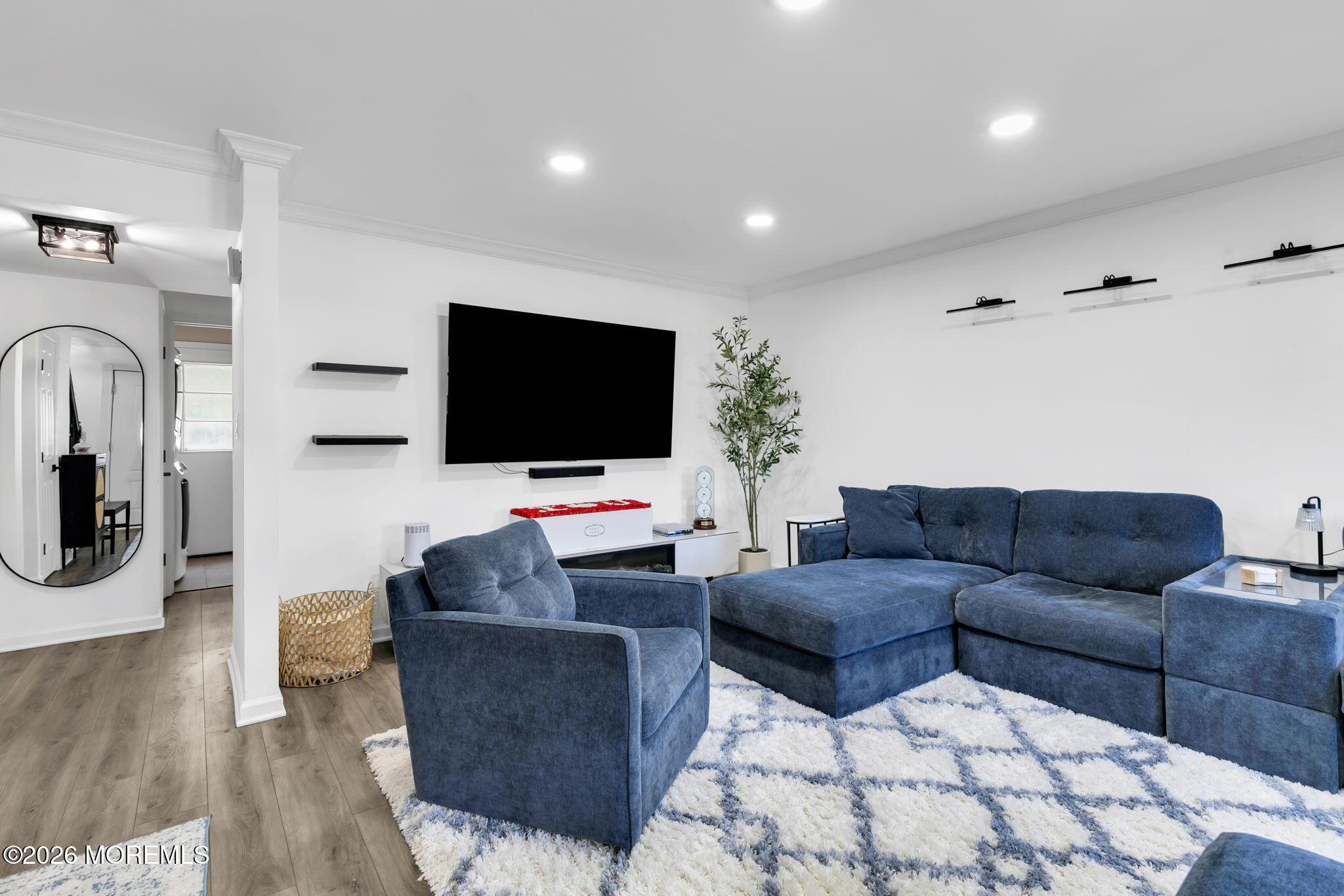 35 Lisa Drive