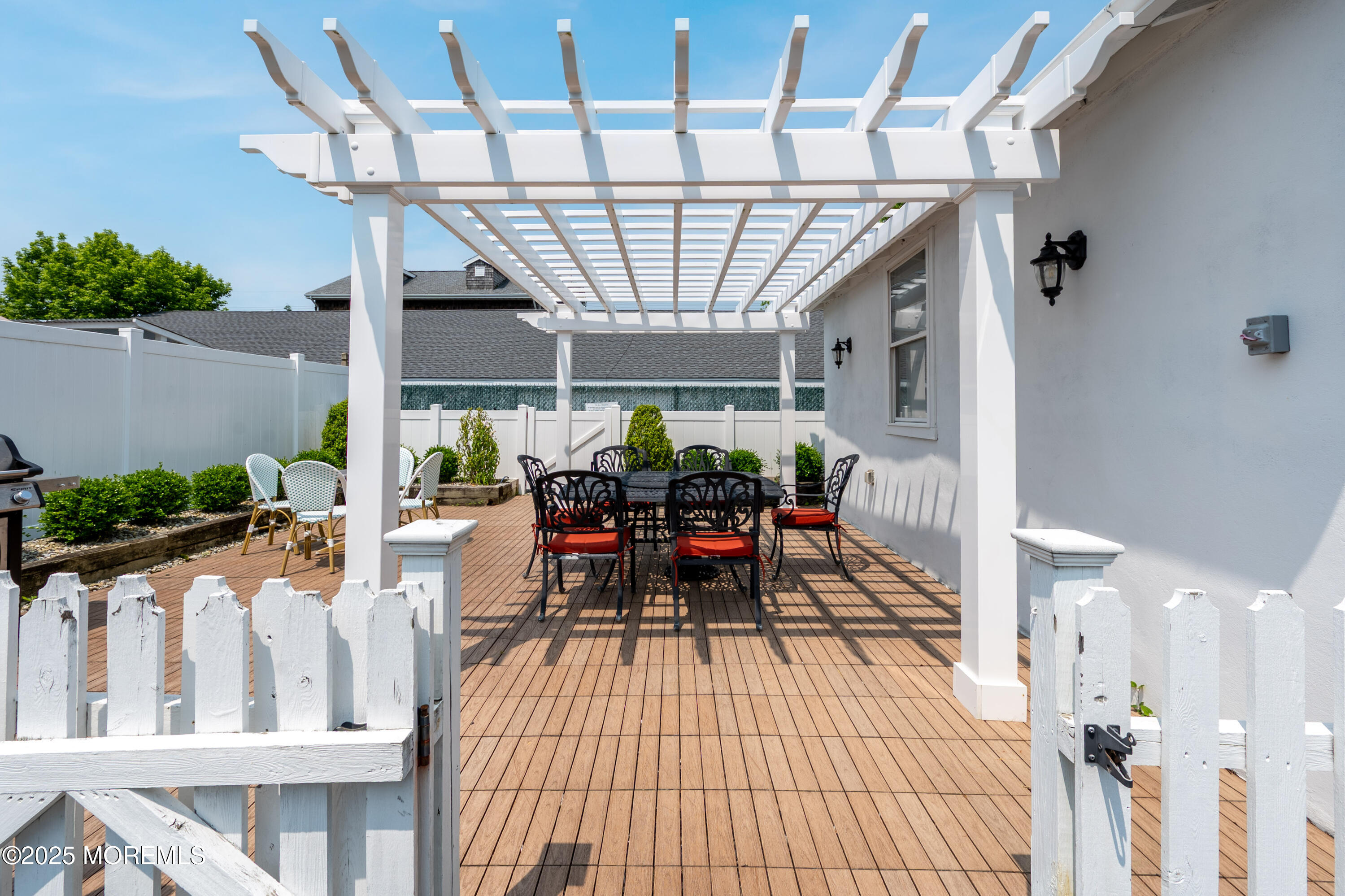 512 Main Avenue #4