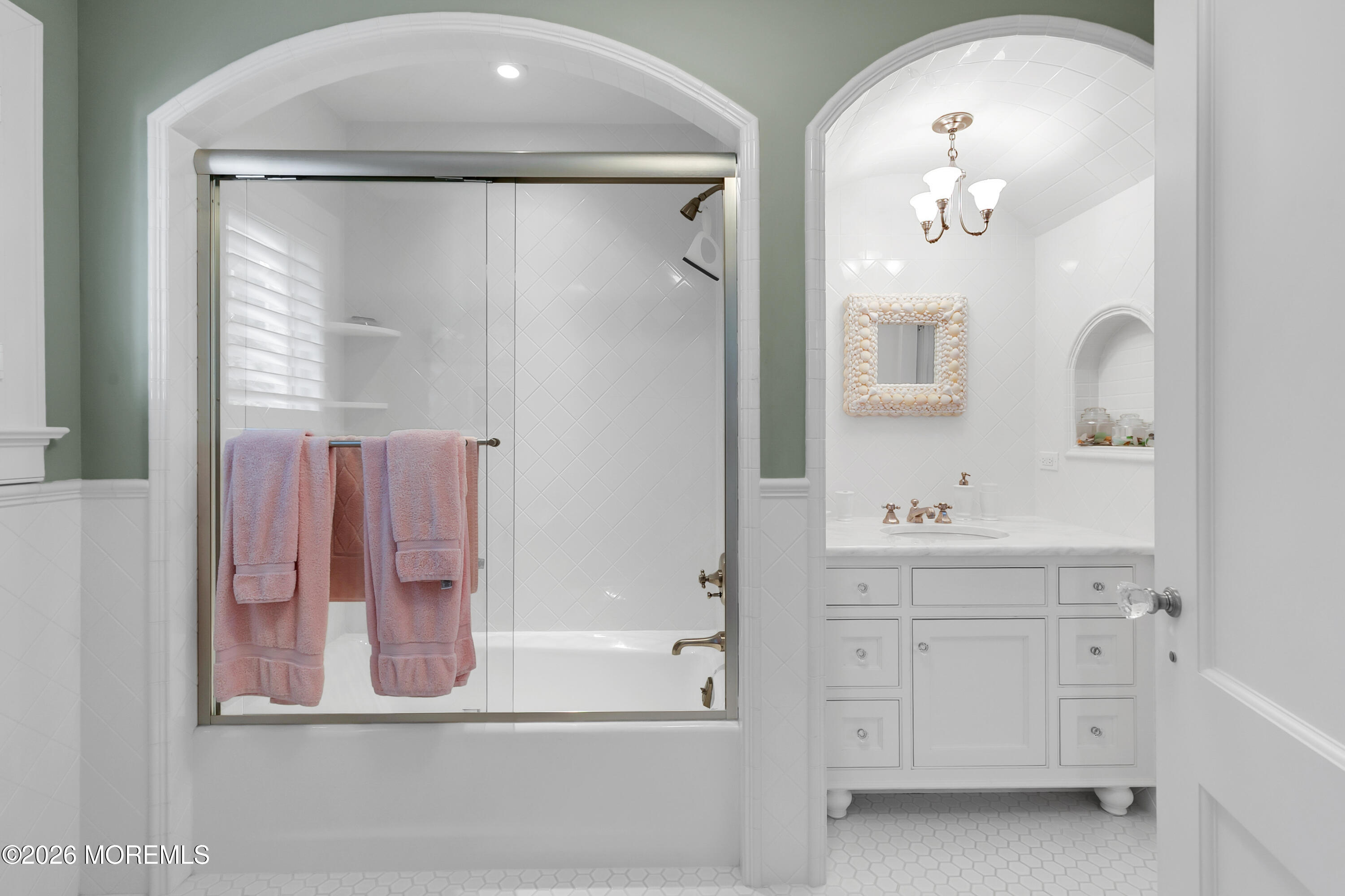 A Private Barnegat Bay Retreat