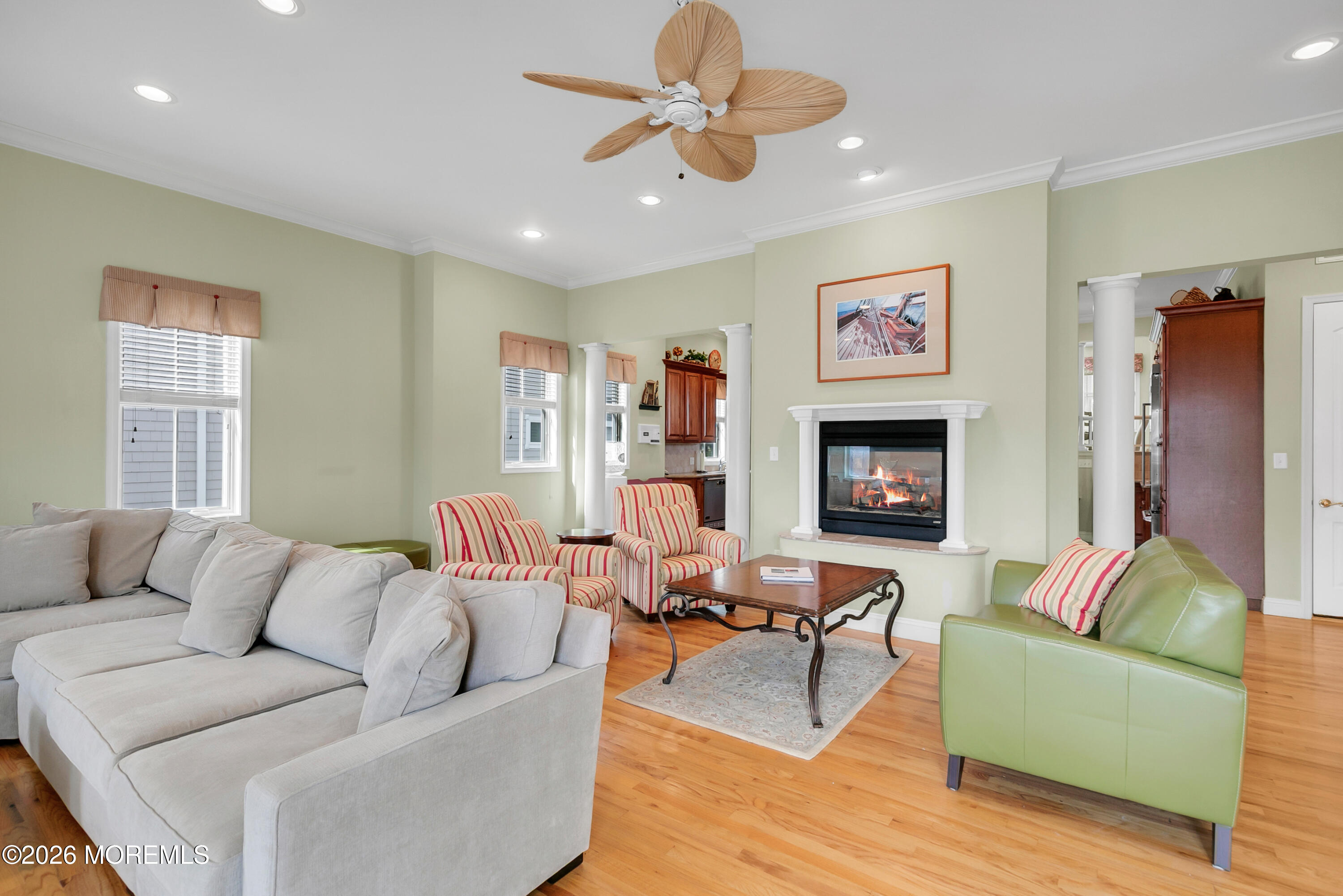 1709 Beacon Lane
