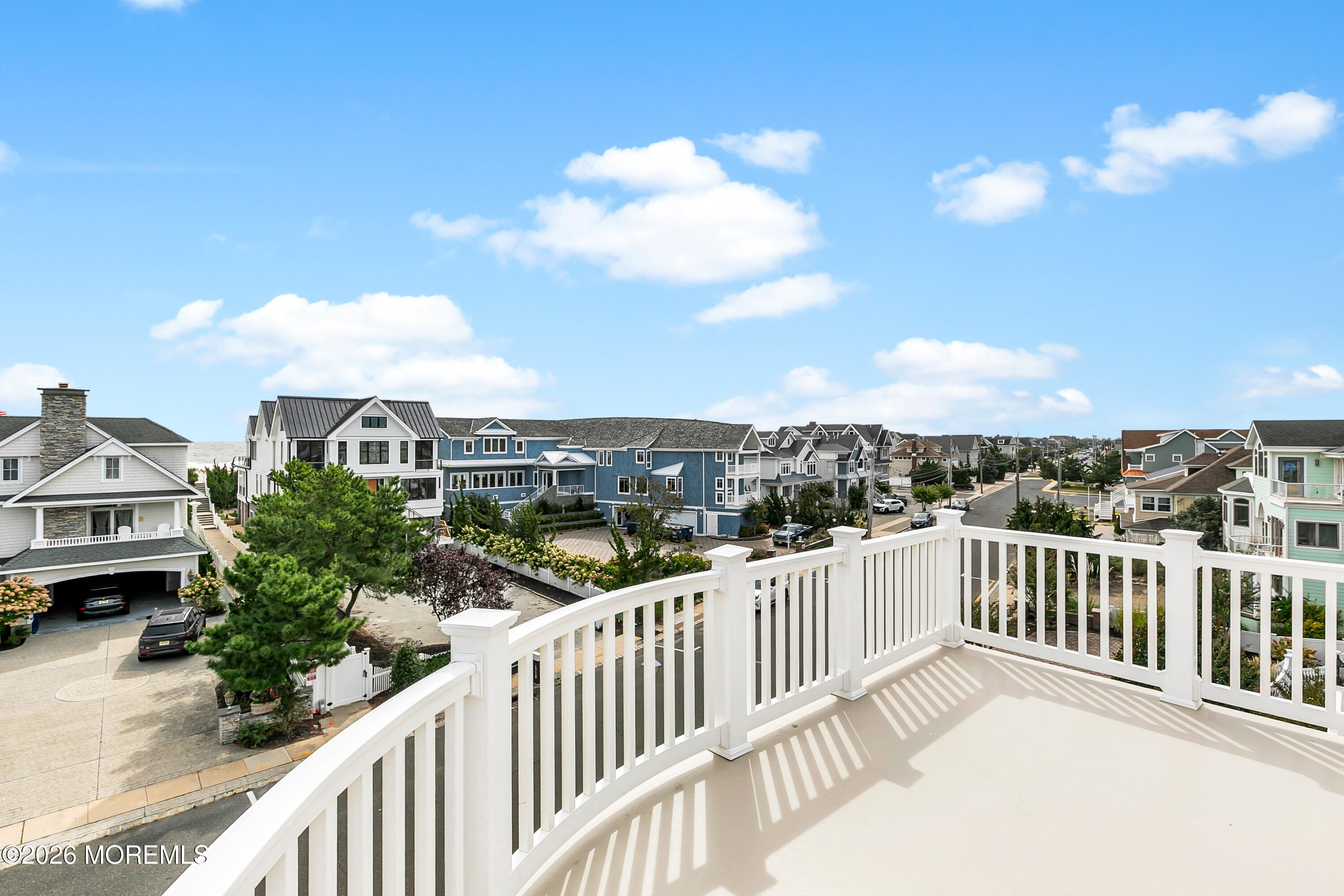 1709 Beacon Lane