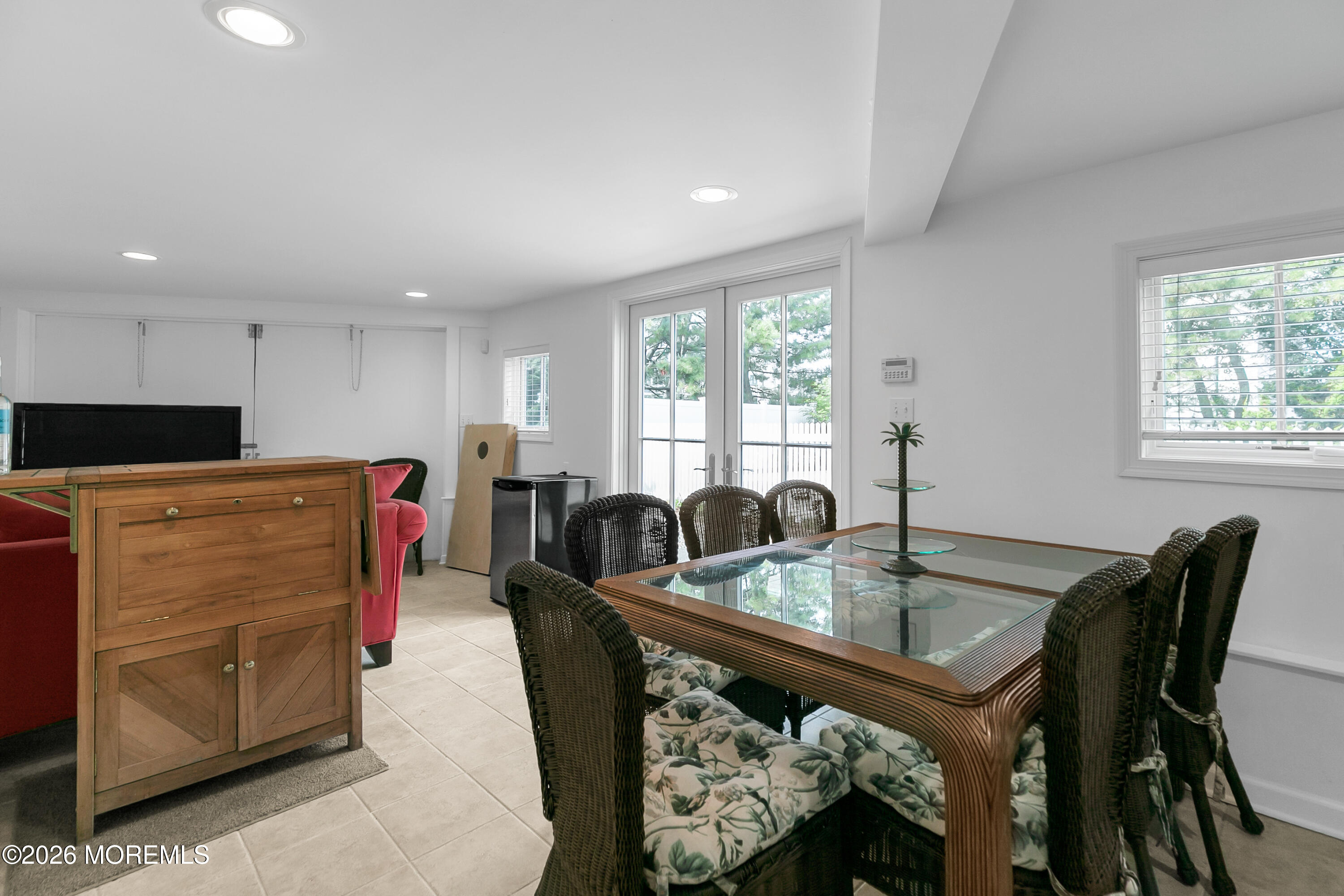 1709 Beacon Lane