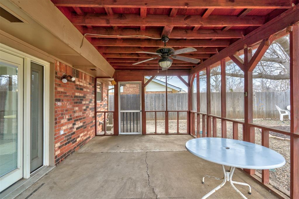 1028 Hunters Glen Circle