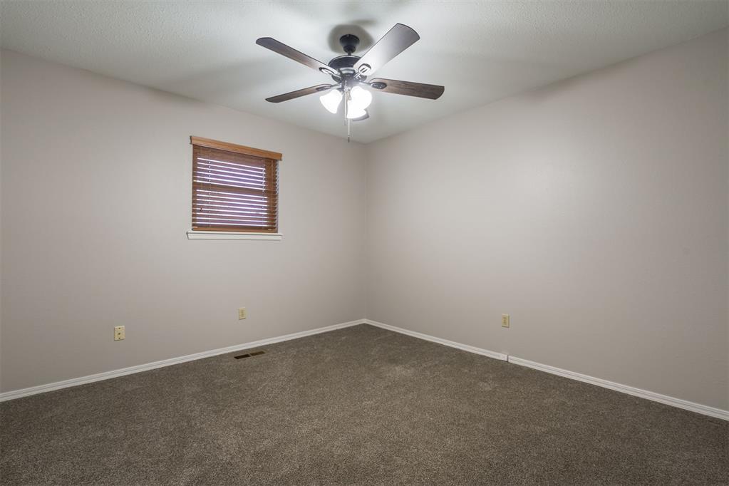 1028 Hunters Glen Circle