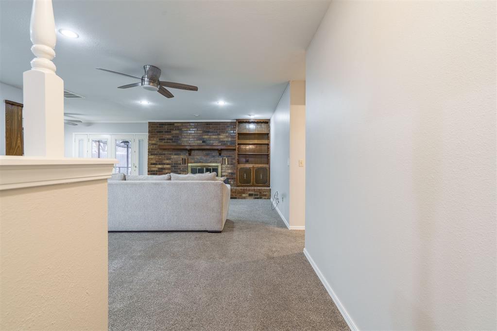 1028 Hunters Glen Circle