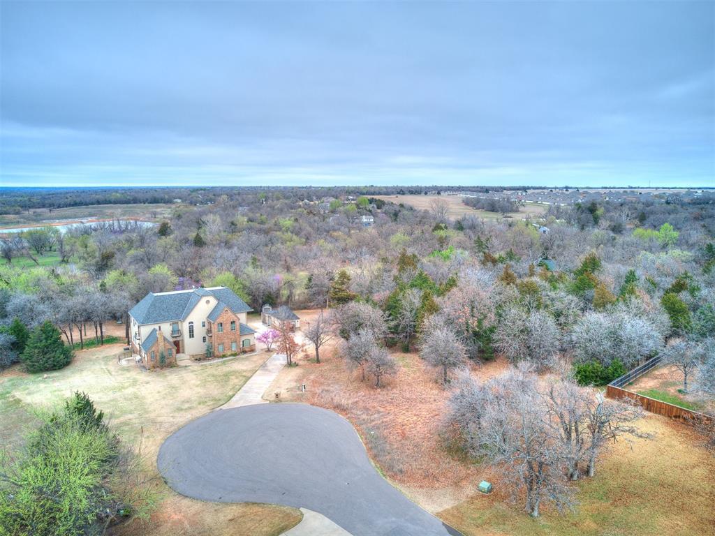 7402 Coyote Point