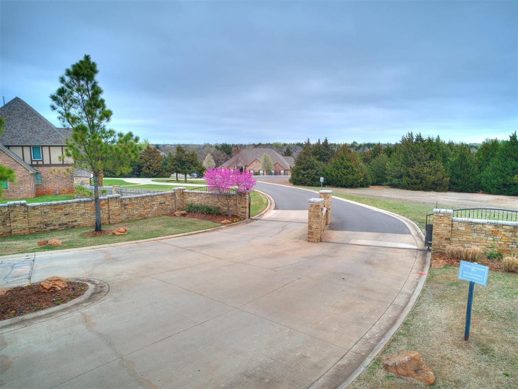 7402 Coyote Point