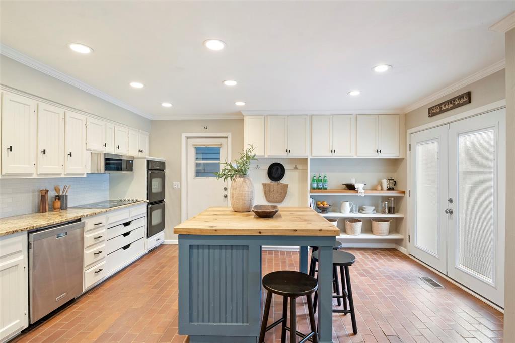 1604 Mill Creek Road