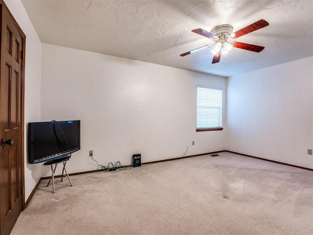 1213 NW 198th Street