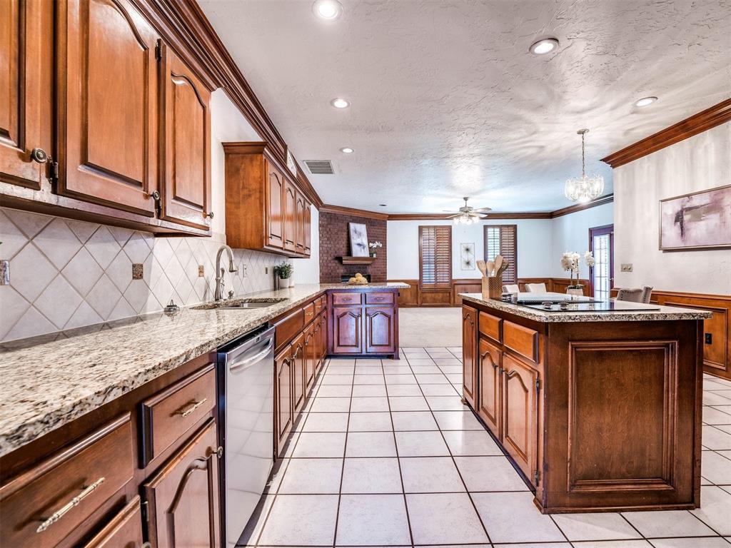 1213 NW 198th Street