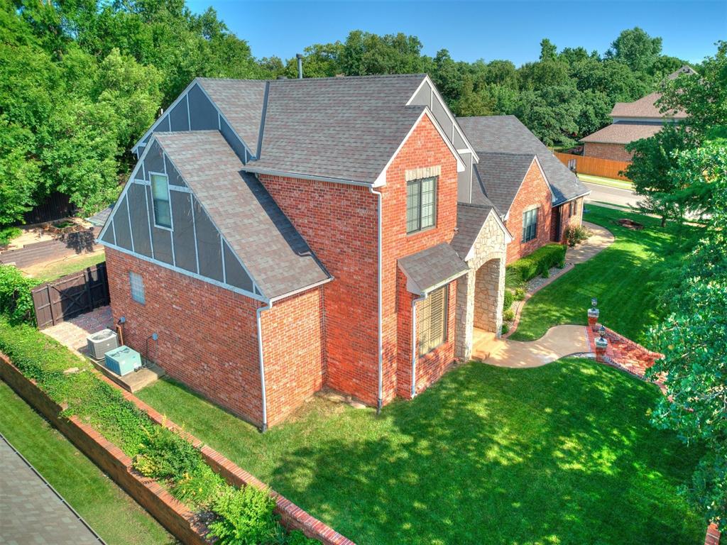 916 Caines Hill Road