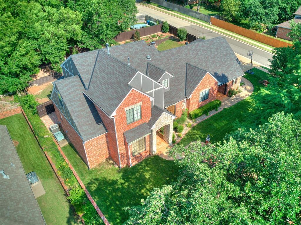 916 Caines Hill Road