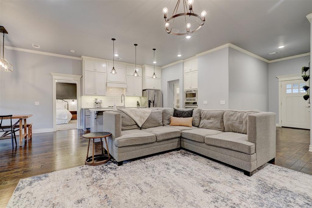 4924 Mahogany Drive