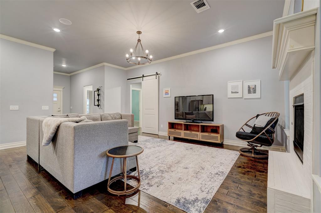 4924 Mahogany Drive