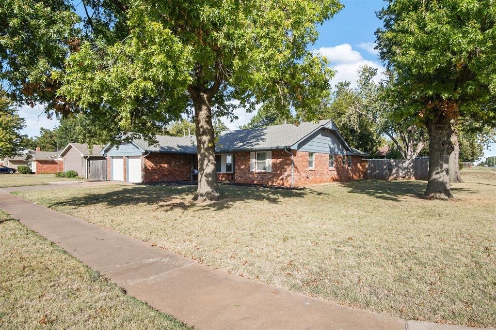 3216 Beverly Drive