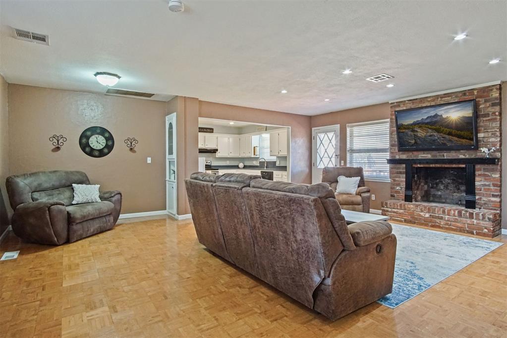 3216 Beverly Drive