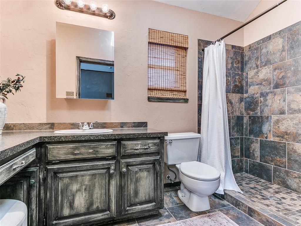 18312 Chestnut Oak Drive