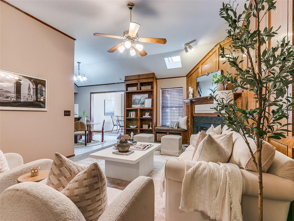 18312 Chestnut Oak Drive