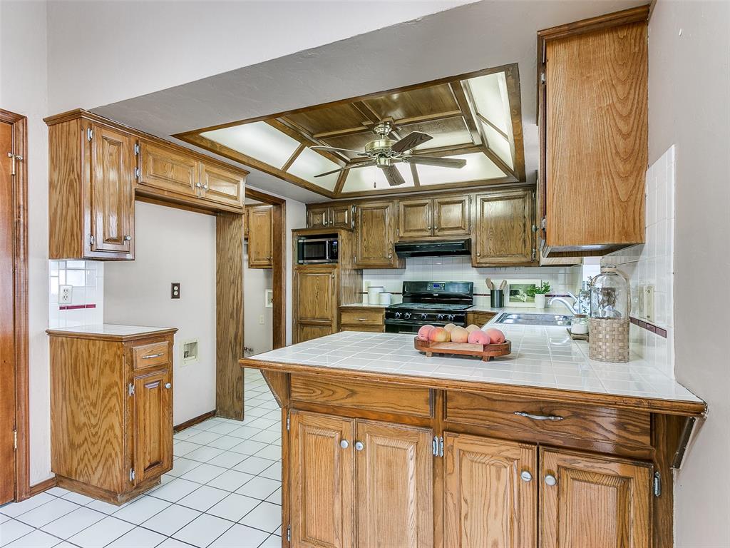 18312 Chestnut Oak Drive