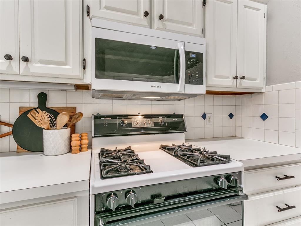 2916 Sterling Drive
