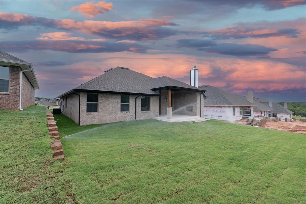8217 Mountain Oak Drive