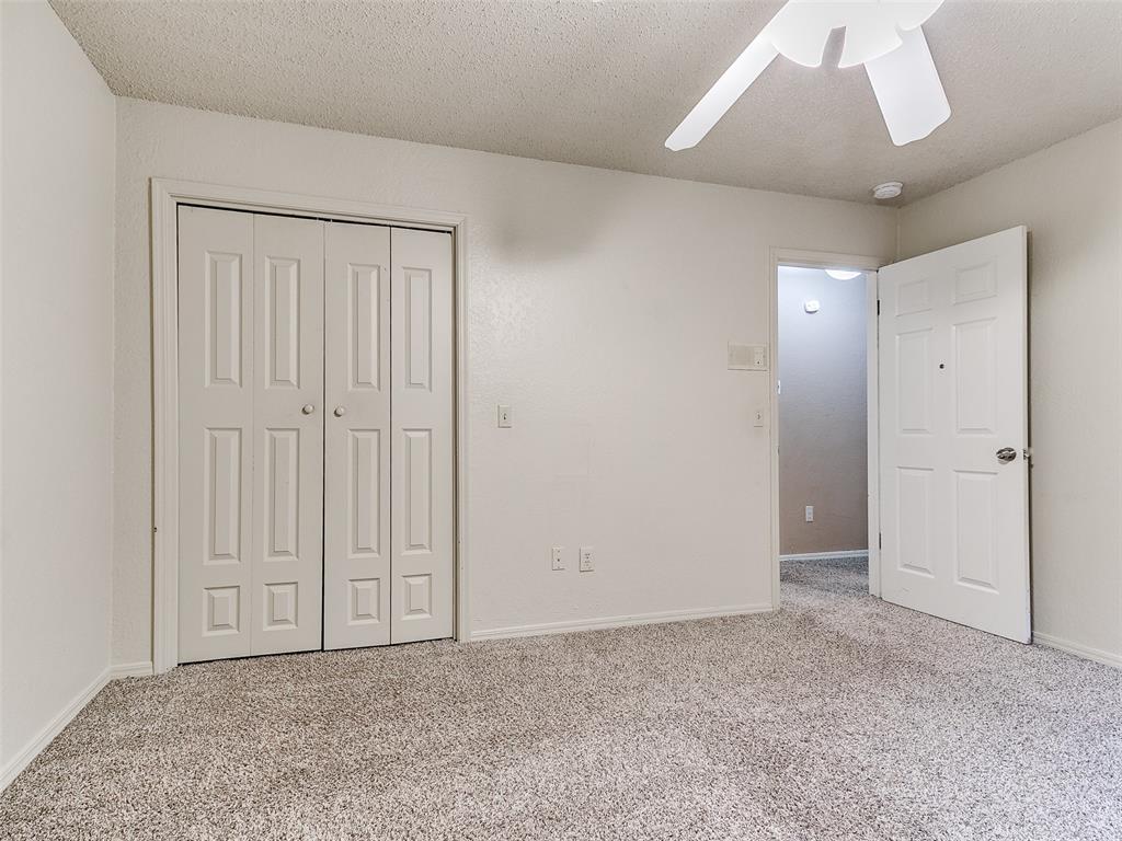 905 Sandhurst Drive