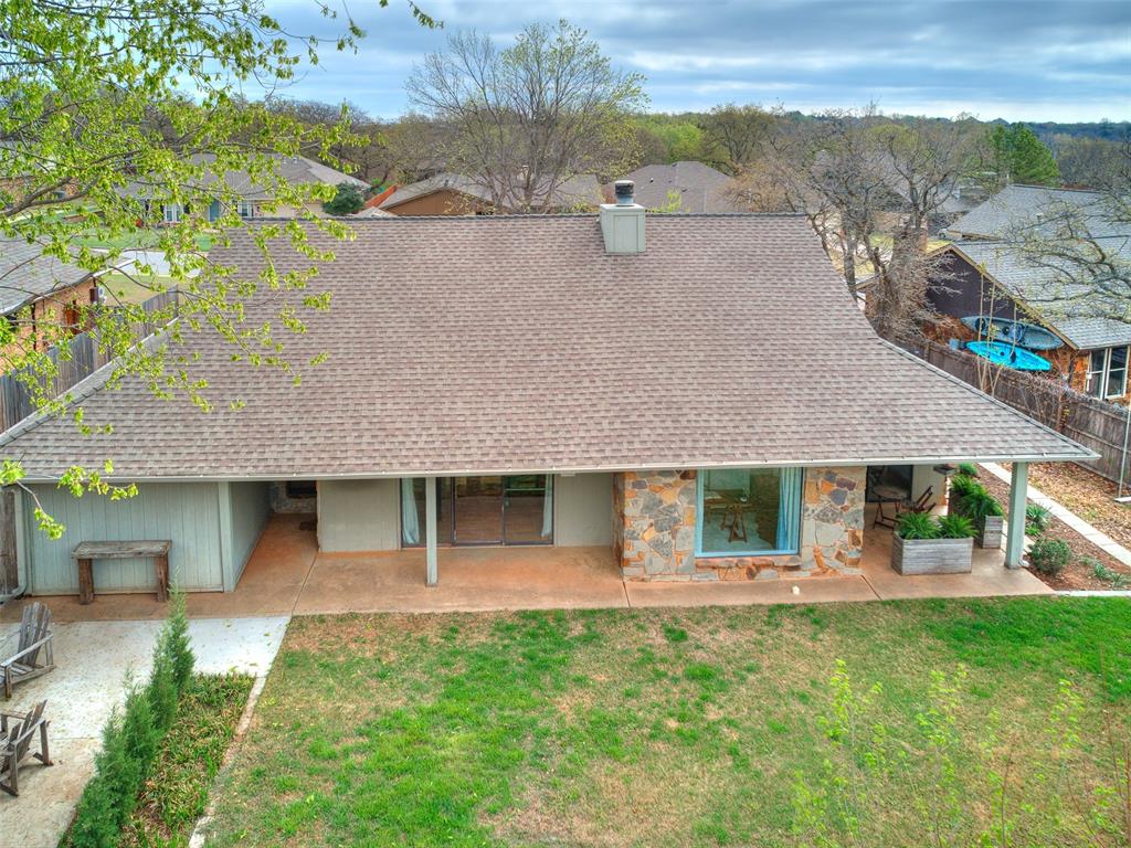 905 Sandhurst Drive