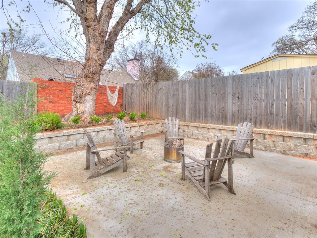 905 Sandhurst Drive