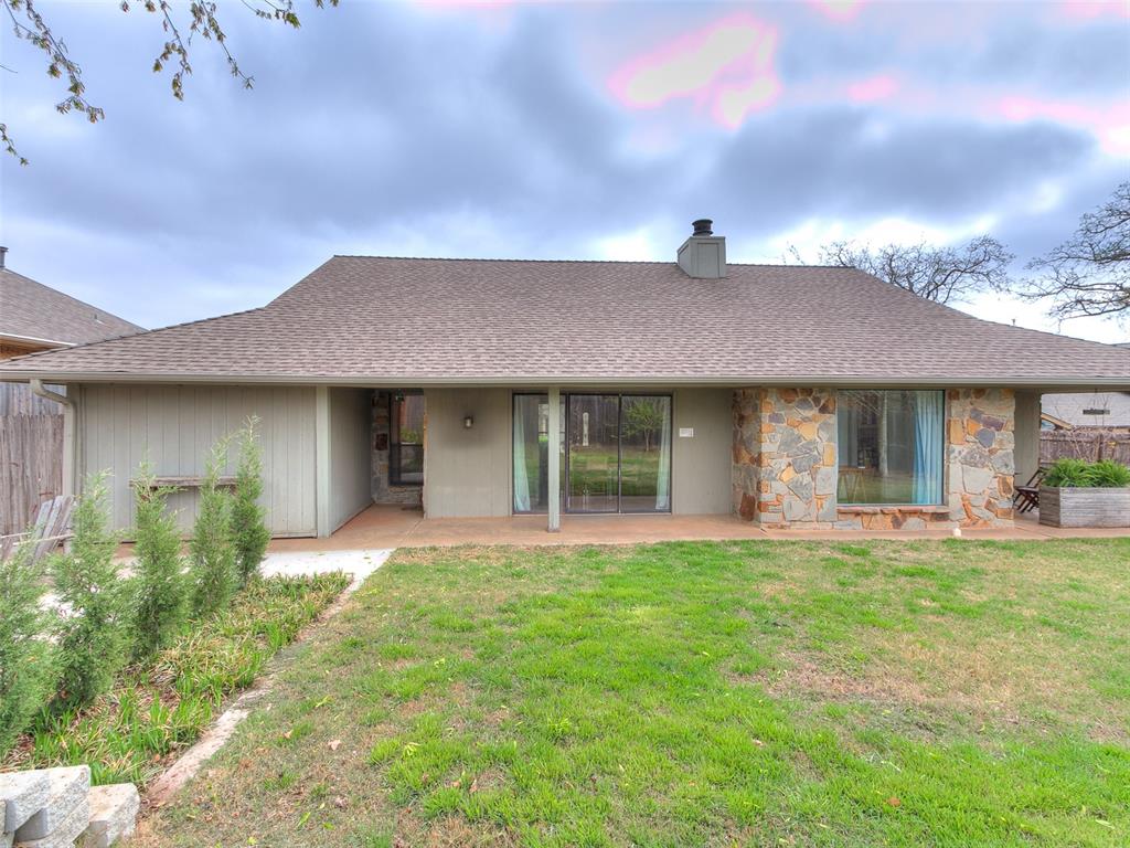 905 Sandhurst Drive