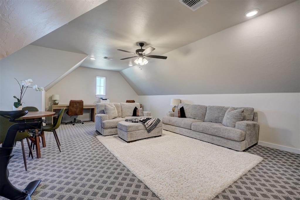 612 E Coffee Creek Road
