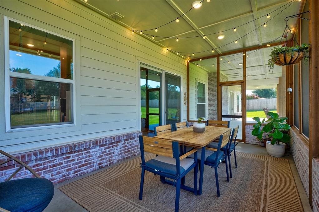 612 E Coffee Creek Road