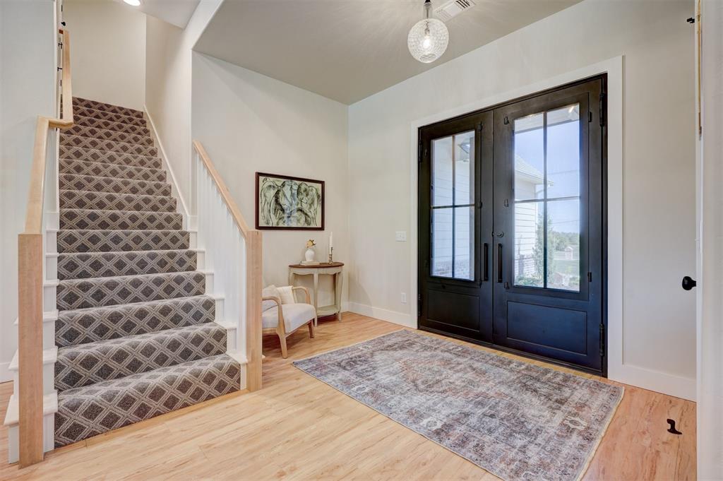 612 E Coffee Creek Road